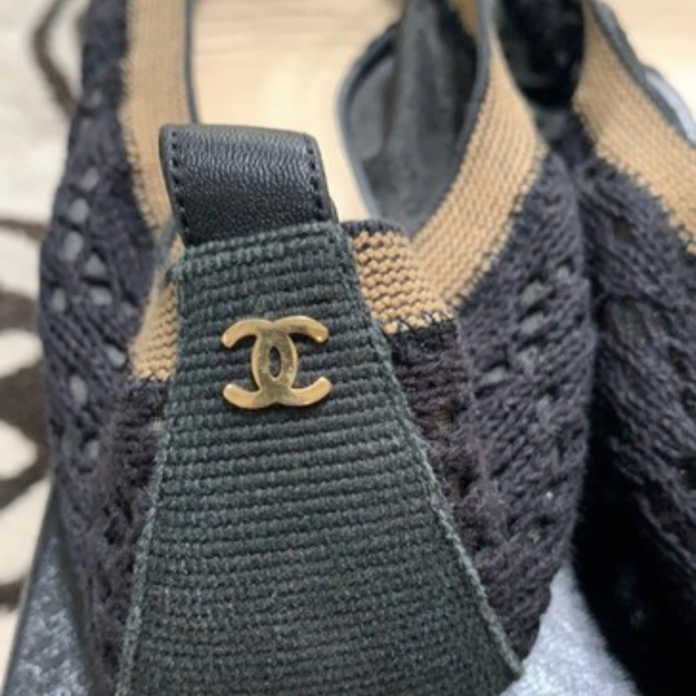 CHANEL Black Crochet Ballet Flats size 39